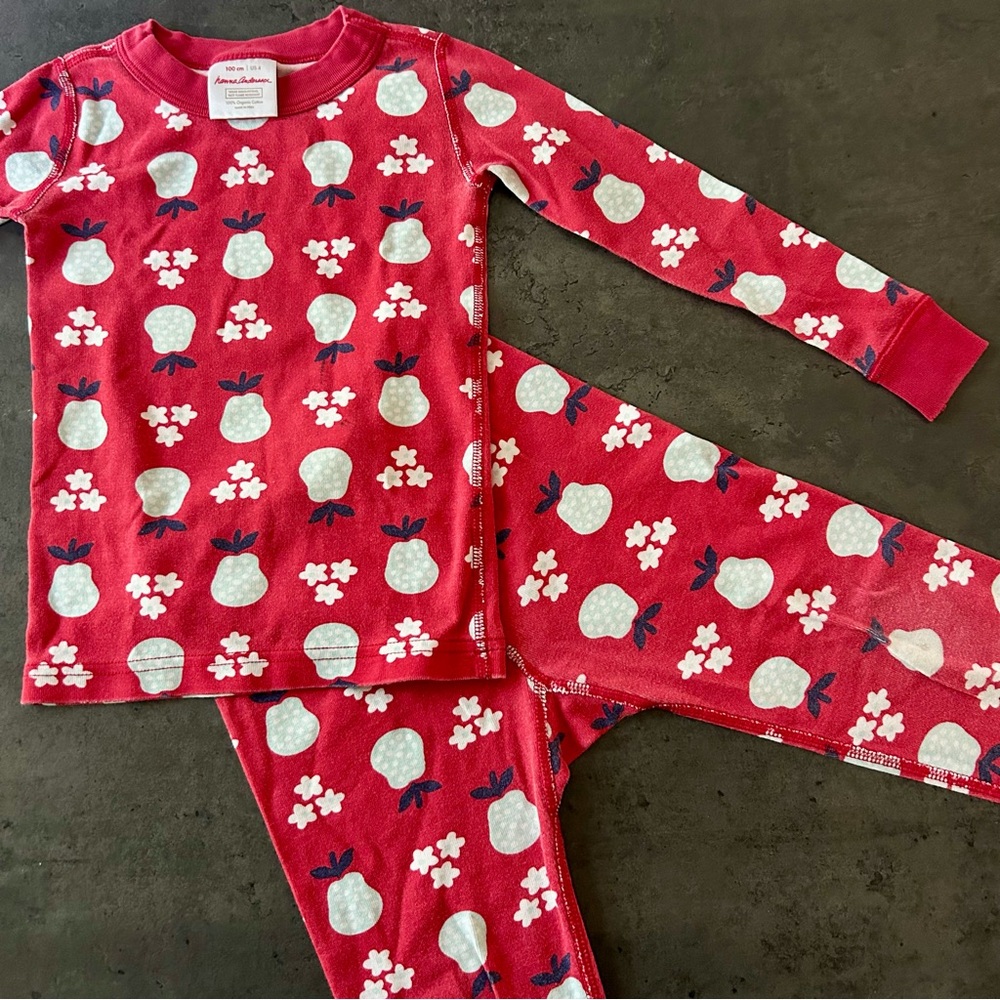 Hanna Andersson Red Apple Print Kids Pajama Set